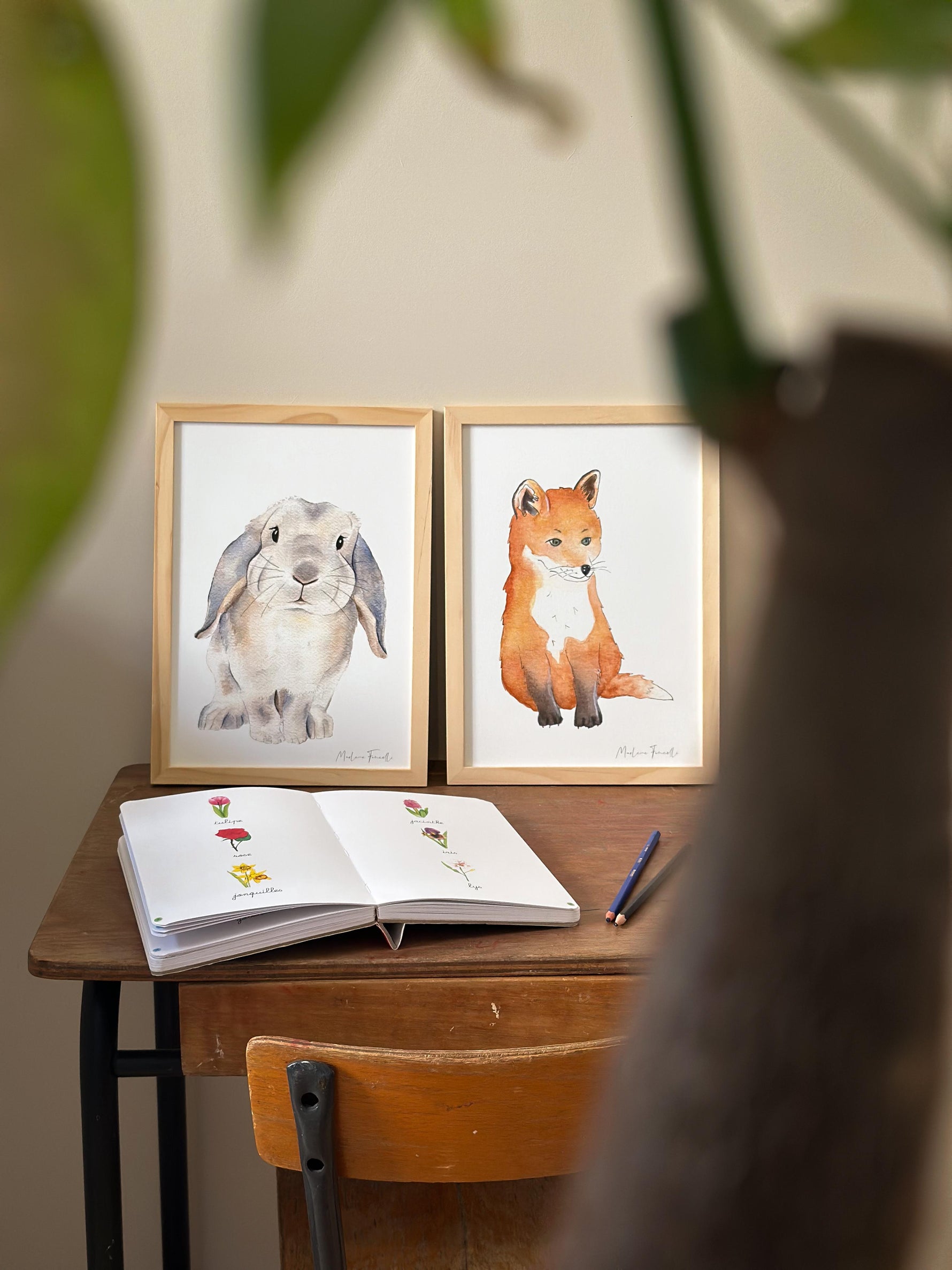 Affiche aquarelle  lapin bélier  avec un petit renard pour décorer la chambre d'un enfant et bébé sur le thème de la forêt.