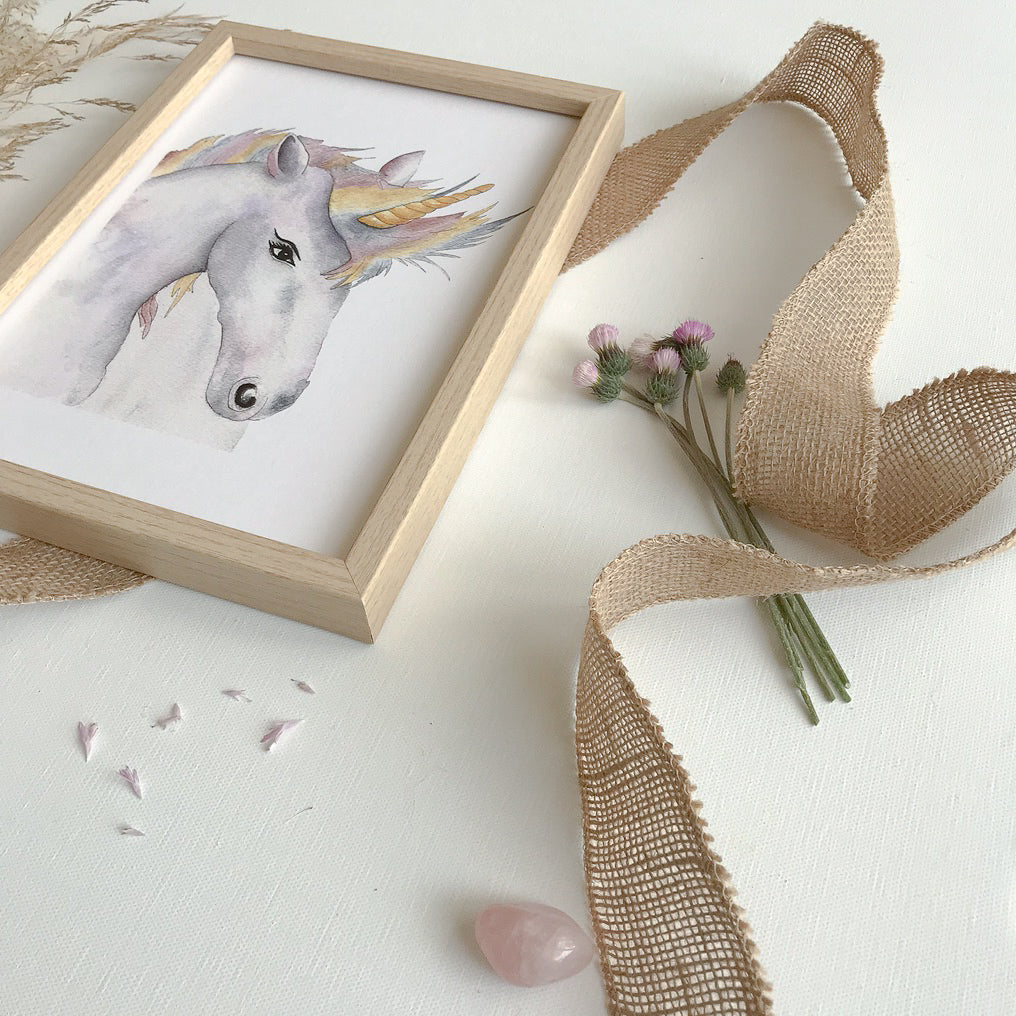 Cadre licorne aquarelle pour chambre fille, décoration murale douce et colorée