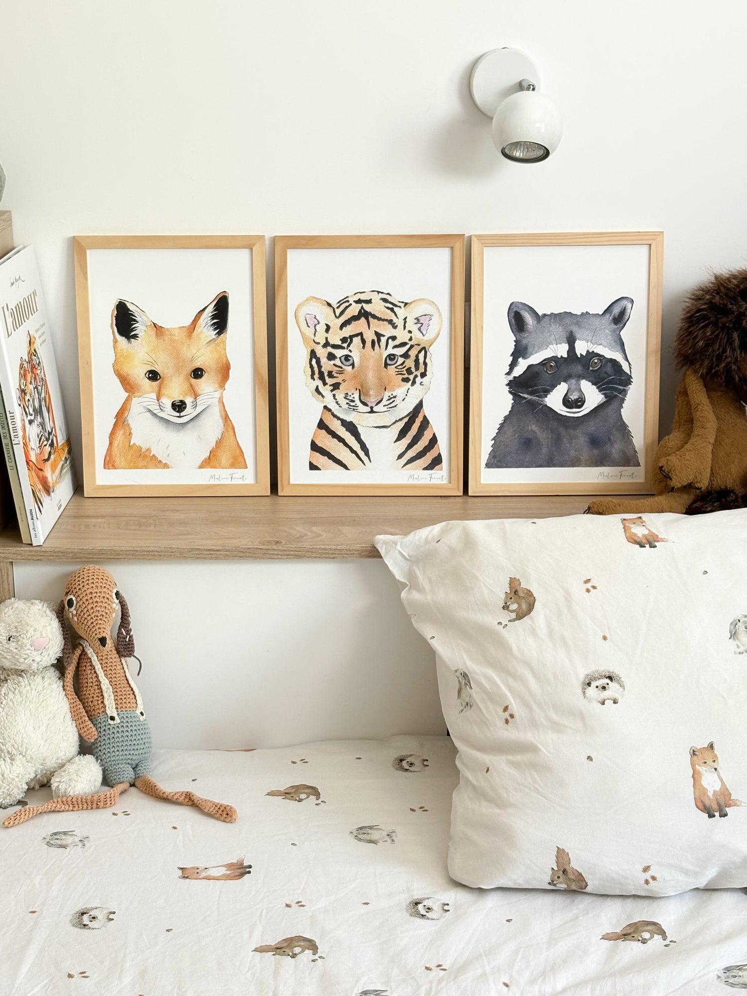 Illustration aquarelle bébé animaux renard, tigre, raton laveur pour décoration chambre bébé et enfant