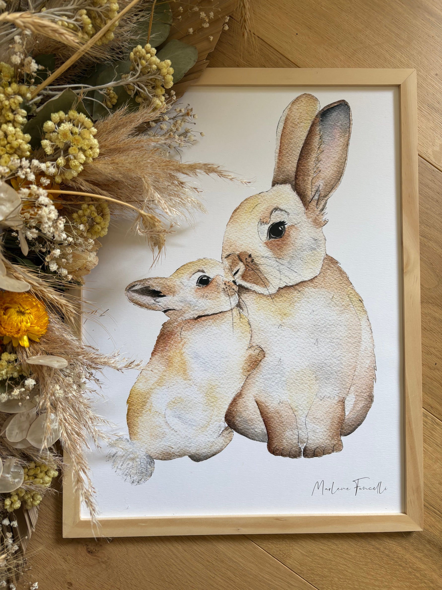 Bébé lapin qui fait un bisou à sa maman illustration aquarelle