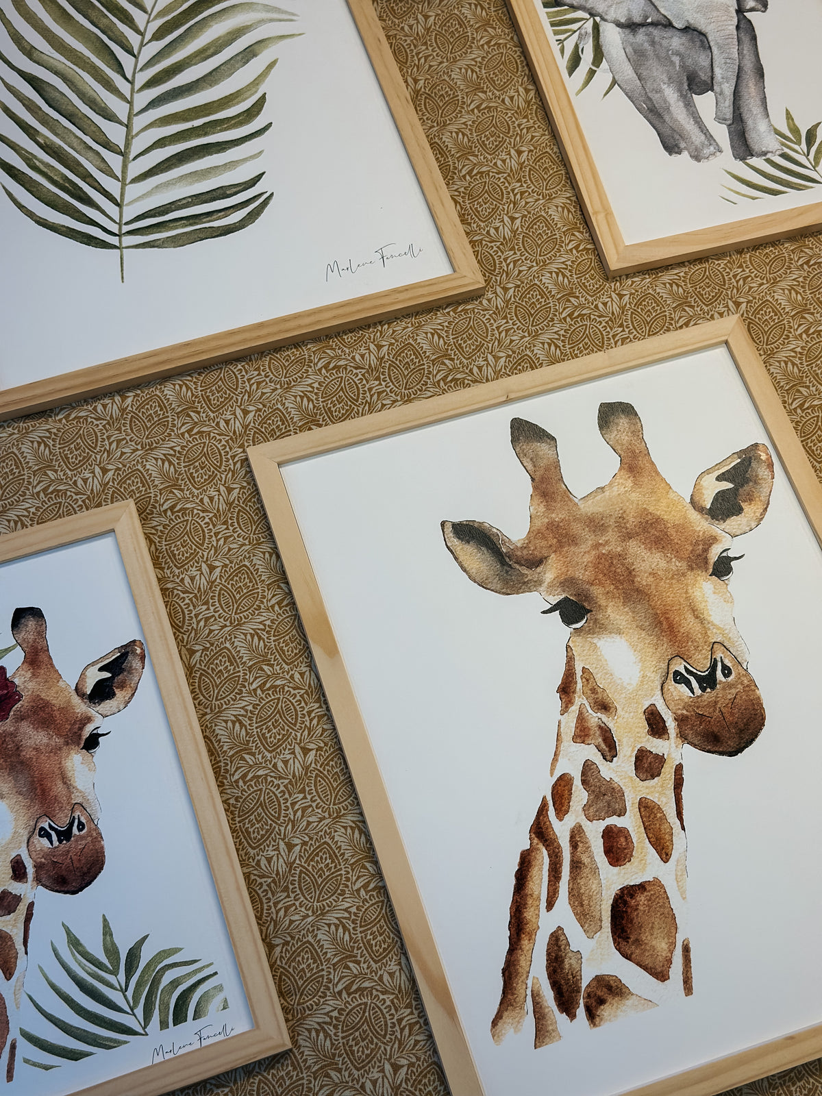 illustration girafe aquarelle style doux pour chambre bébé et enfant