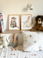 Illustration maman lapin et maman loutre loutre avec bébé à l’aquarelle