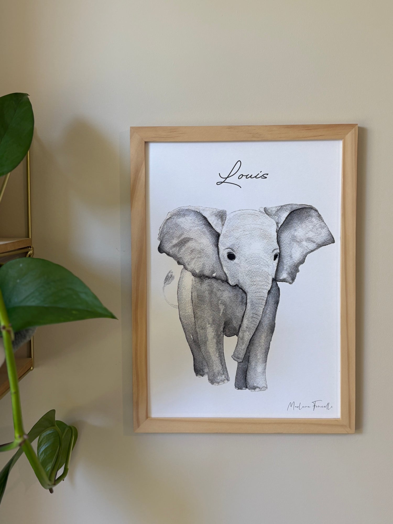 illustration aquarelle éléphant à personnaliser avec un prénom  idéal pour la décoration murale d'une chambre d'enfant 