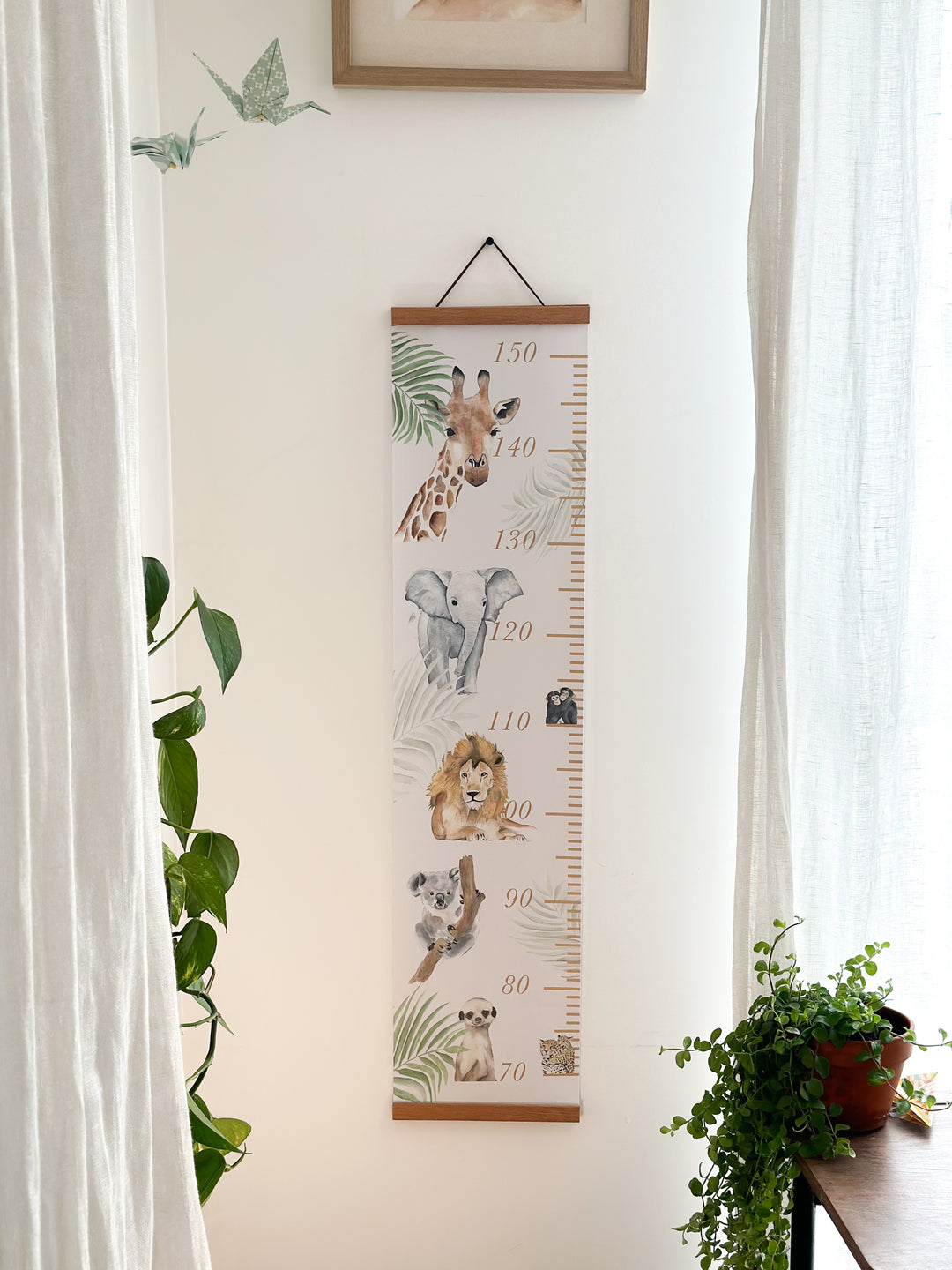 toise-enfant-aquarelle-savane-chambre-bebe