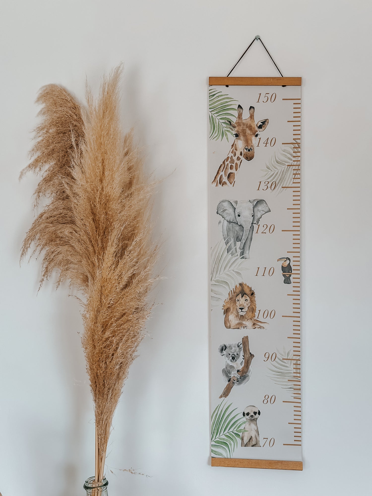 toise-murale-bebe-savane-decoration